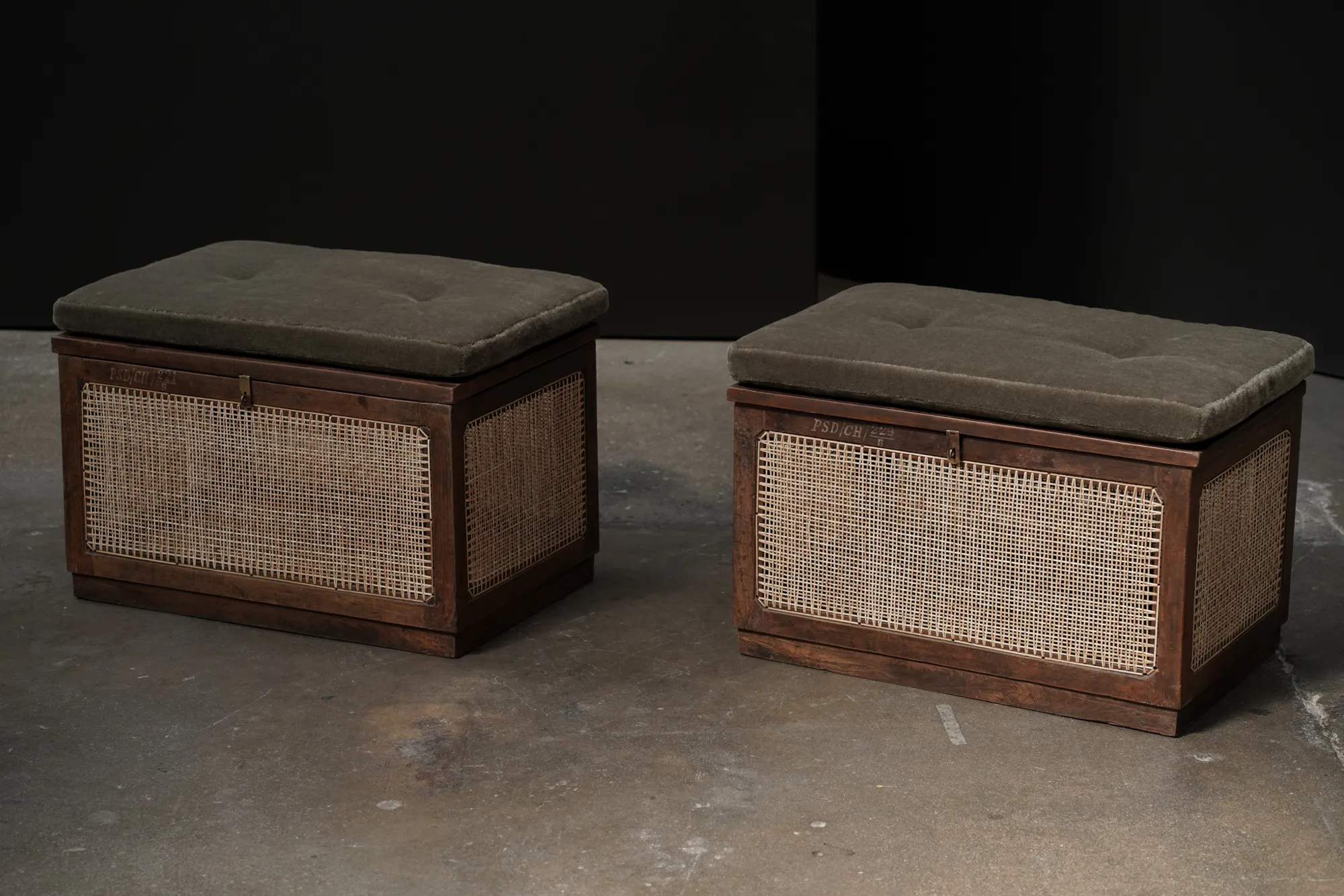 Pierre Jeanneret Linen Box with Mohair Cushion