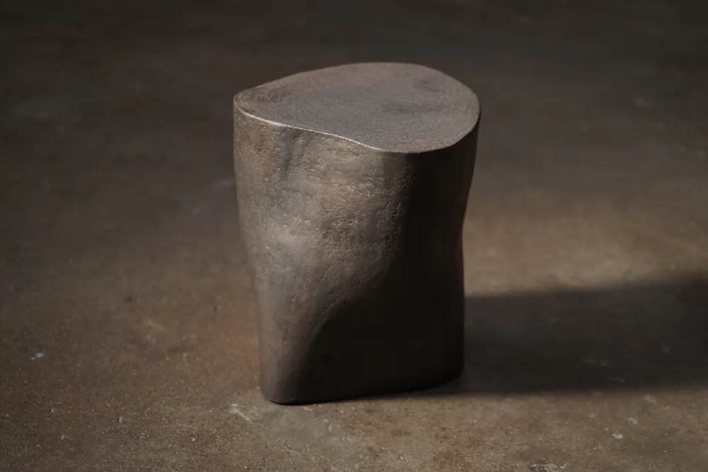 Sans Ceramic Table
