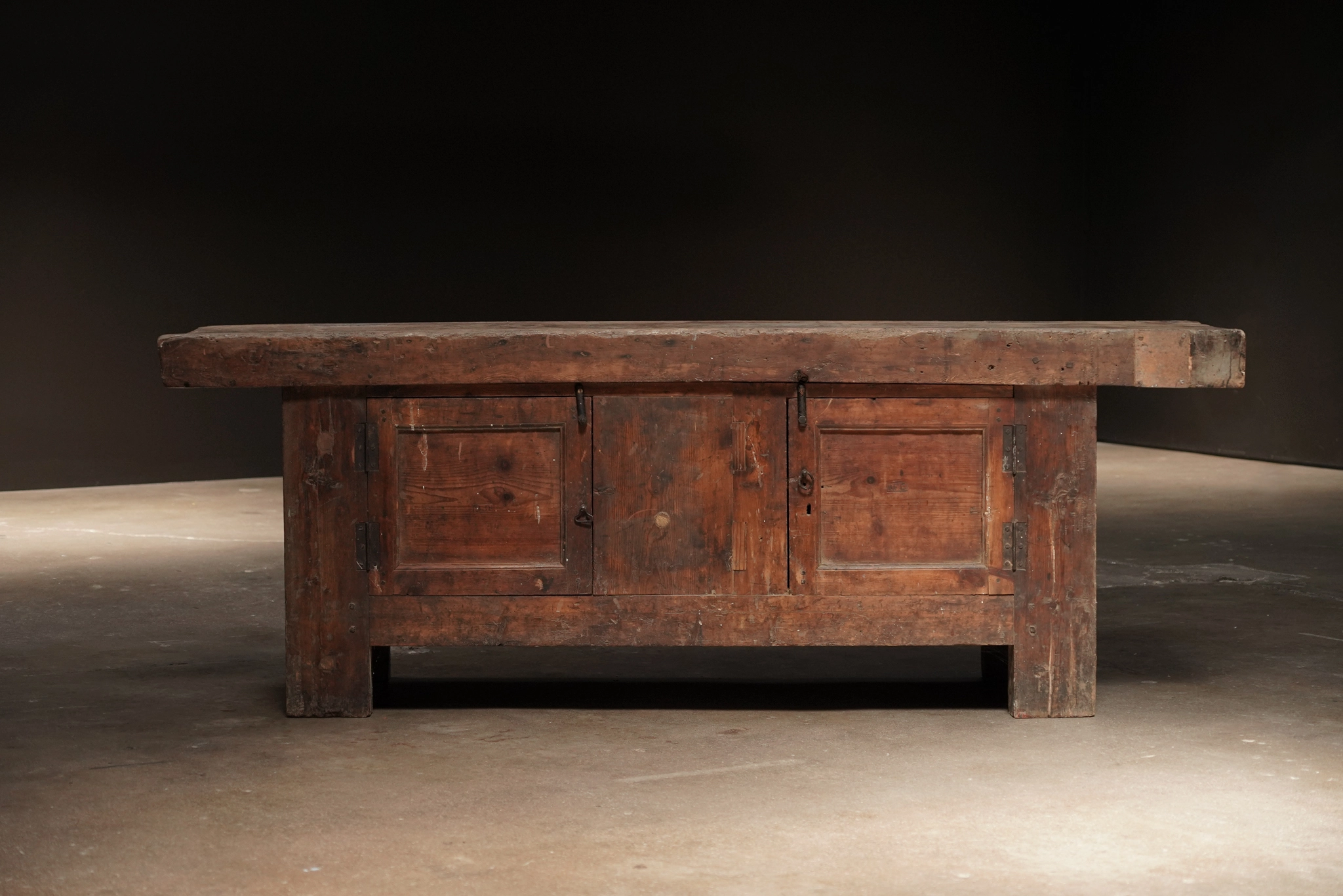 Primitive Buffet