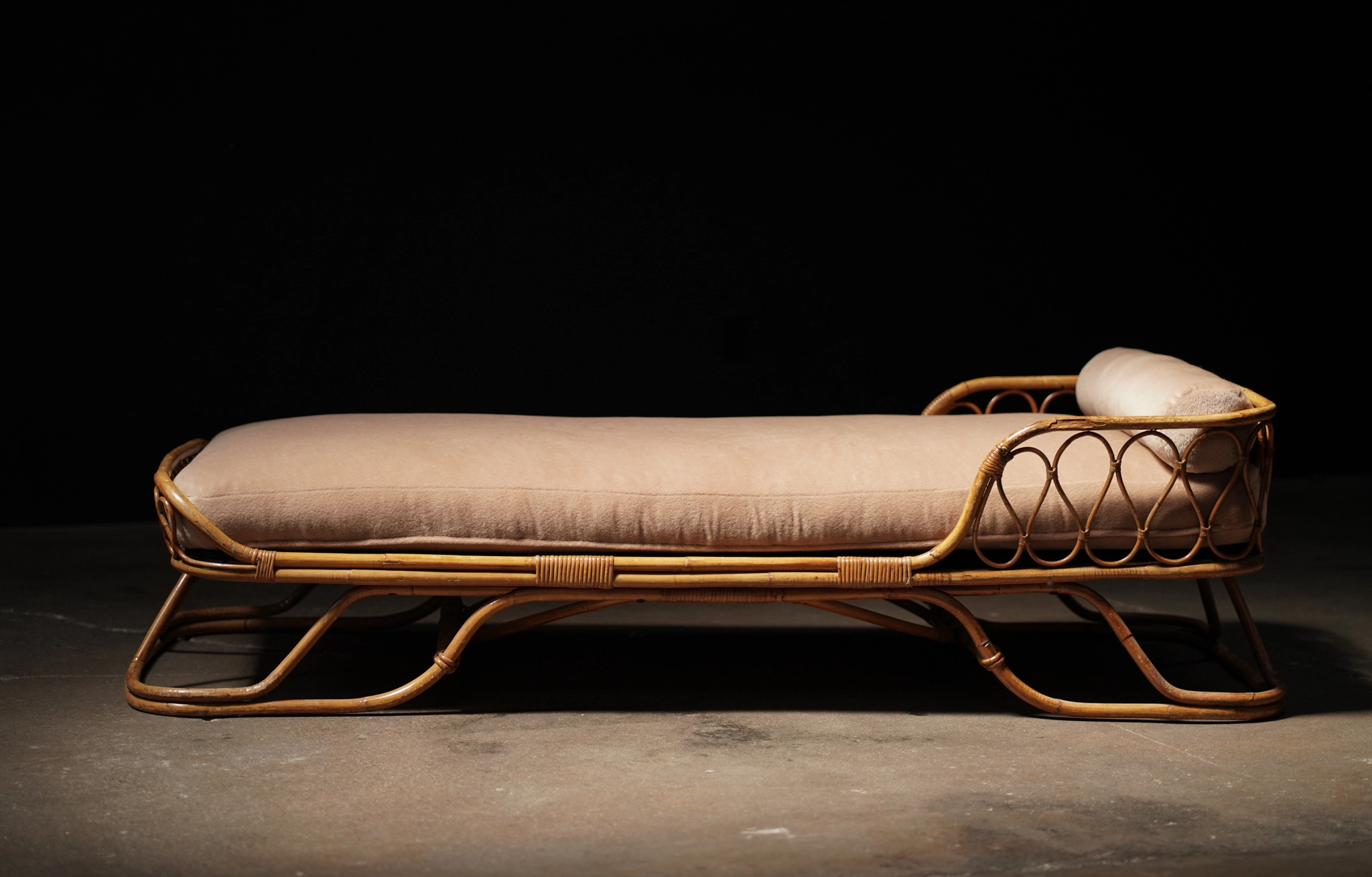 Bamboo Sleigh Daybed