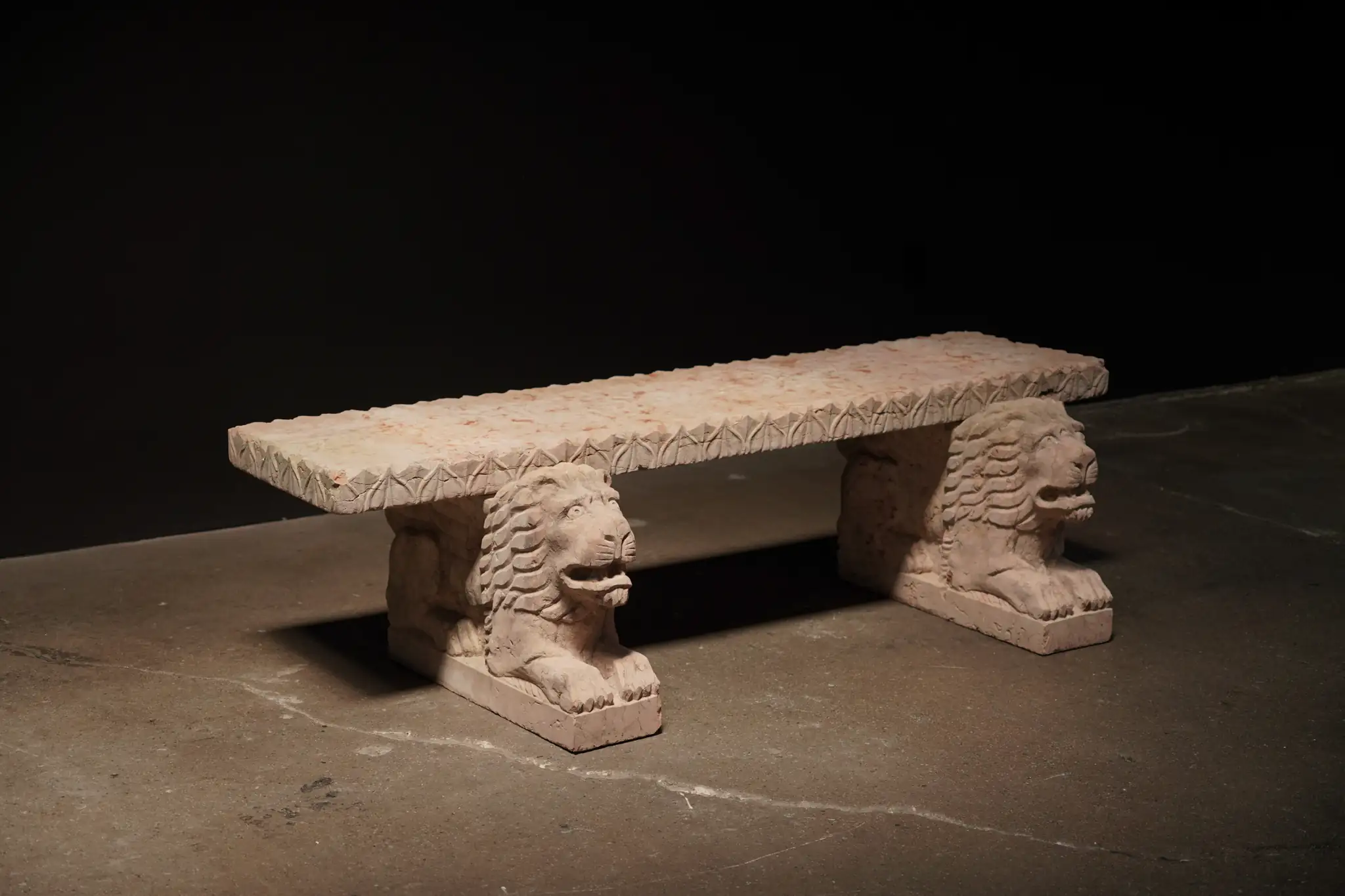 Lions Bench, Italy